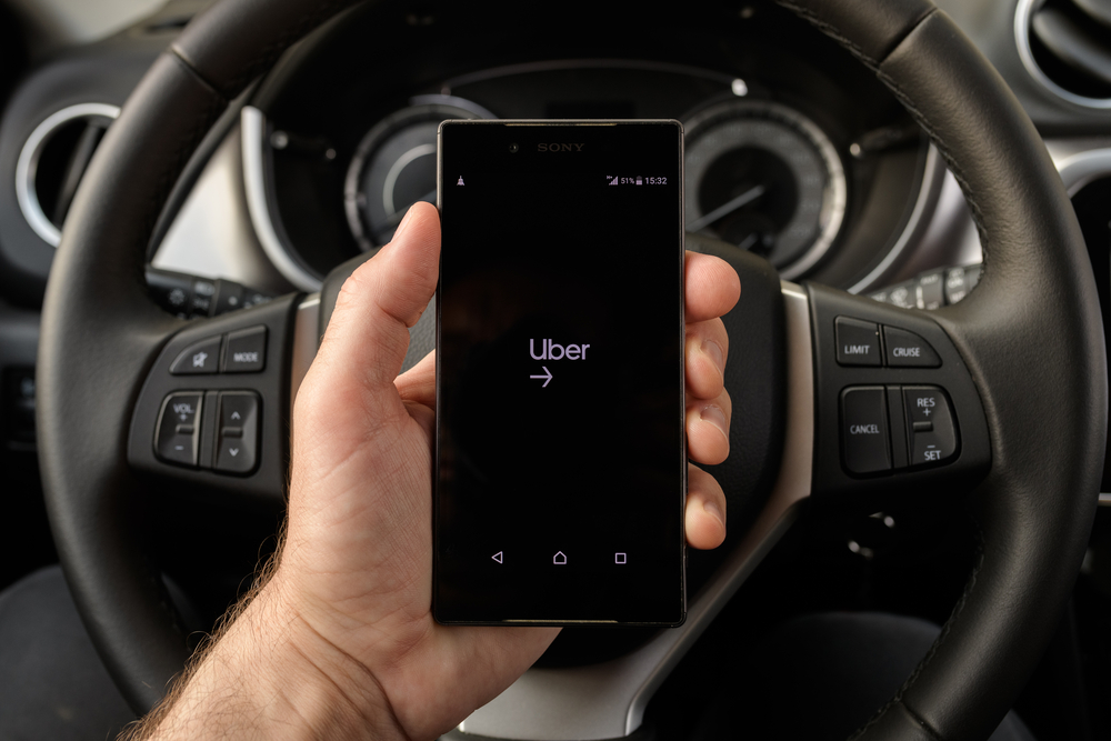 seguro de auto para plataformas digitales como Uber y DiDi